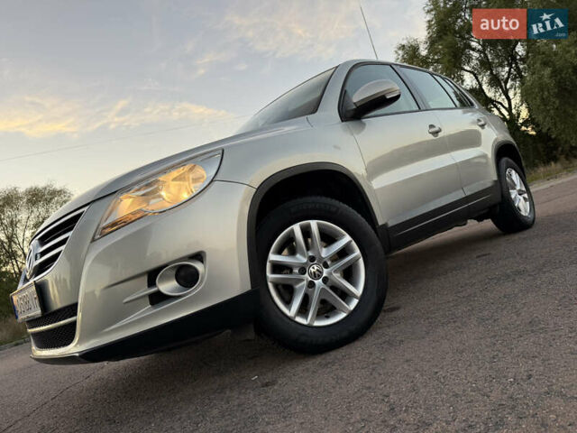 Серый Фольксваген Тигуан, объемом двигателя 1.97 л и пробегом 160 тыс. км за 13950 $, фото 27 на Automoto.ua