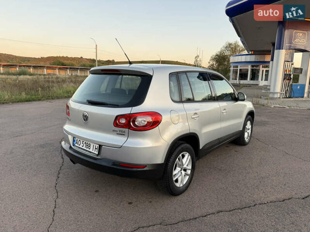 Серый Фольксваген Тигуан, объемом двигателя 1.97 л и пробегом 160 тыс. км за 13950 $, фото 7 на Automoto.ua