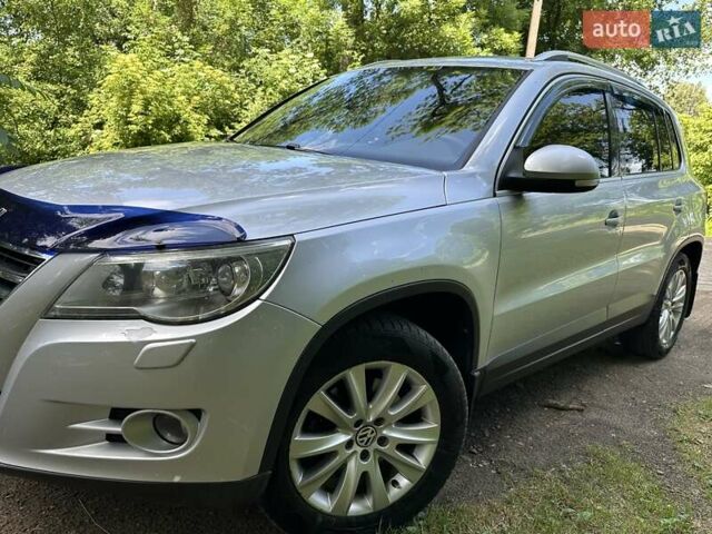 Сірий Фольксваген Тігуан, об'ємом двигуна 2 л та пробігом 268 тис. км за 11600 $, фото 17 на Automoto.ua