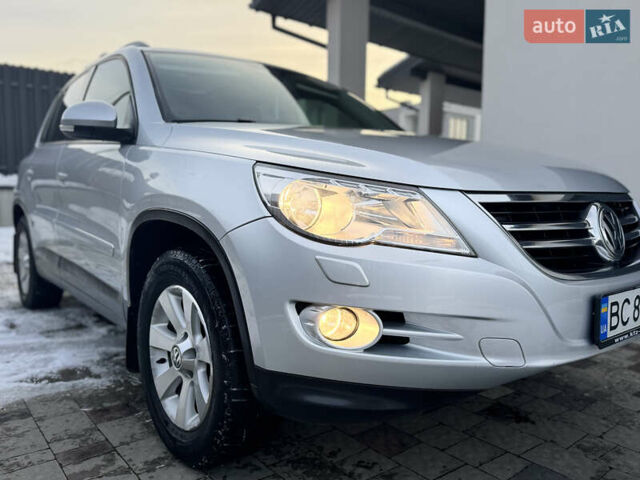 Серый Фольксваген Тигуан, объемом двигателя 2 л и пробегом 158 тыс. км за 9550 $, фото 16 на Automoto.ua