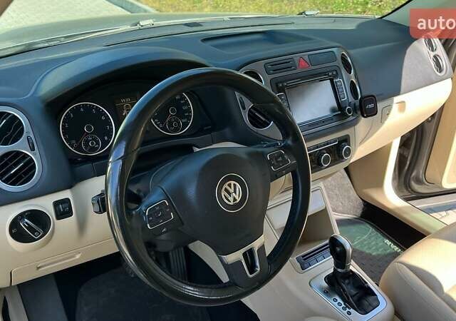 Сірий Фольксваген Тігуан, об'ємом двигуна 1.98 л та пробігом 250 тис. км за 10100 $, фото 6 на Automoto.ua
