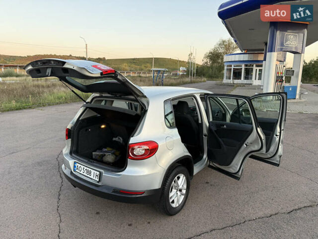 Серый Фольксваген Тигуан, объемом двигателя 1.97 л и пробегом 160 тыс. км за 13950 $, фото 19 на Automoto.ua