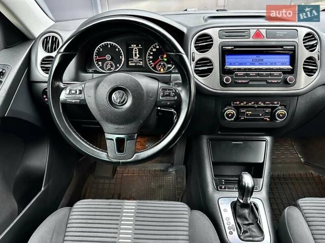Серый Фольксваген Тигуан, объемом двигателя 2 л и пробегом 285 тыс. км за 10450 $, фото 18 на Automoto.ua