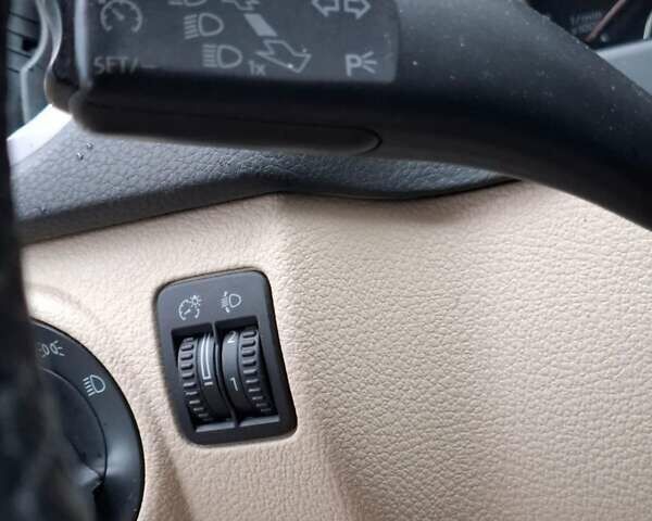 Серый Фольксваген Тигуан, объемом двигателя 1.97 л и пробегом 223 тыс. км за 15800 $, фото 50 на Automoto.ua