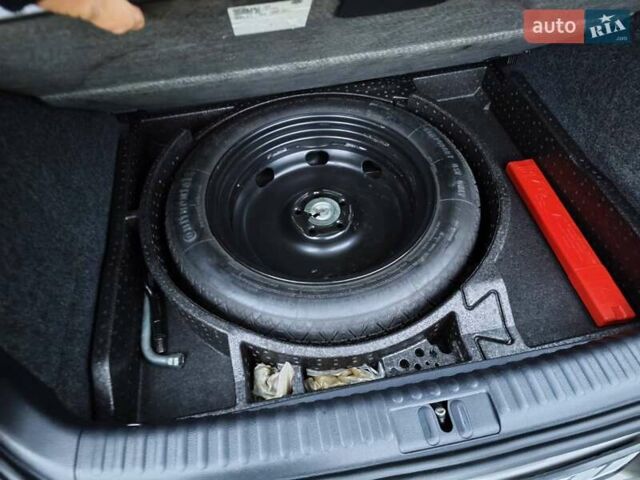 Сірий Фольксваген Тігуан, об'ємом двигуна 2 л та пробігом 115 тис. км за 11200 $, фото 34 на Automoto.ua