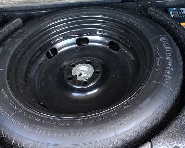 Сірий Фольксваген Тігуан, об'ємом двигуна 2 л та пробігом 345 тис. км за 10800 $, фото 16 на Automoto.ua