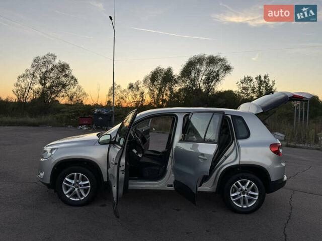 Серый Фольксваген Тигуан, объемом двигателя 1.97 л и пробегом 160 тыс. км за 13950 $, фото 14 на Automoto.ua