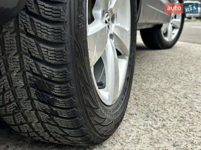 Сірий Фольксваген Тігуан, об'ємом двигуна 1.97 л та пробігом 285 тис. км за 10800 $, фото 9 на Automoto.ua