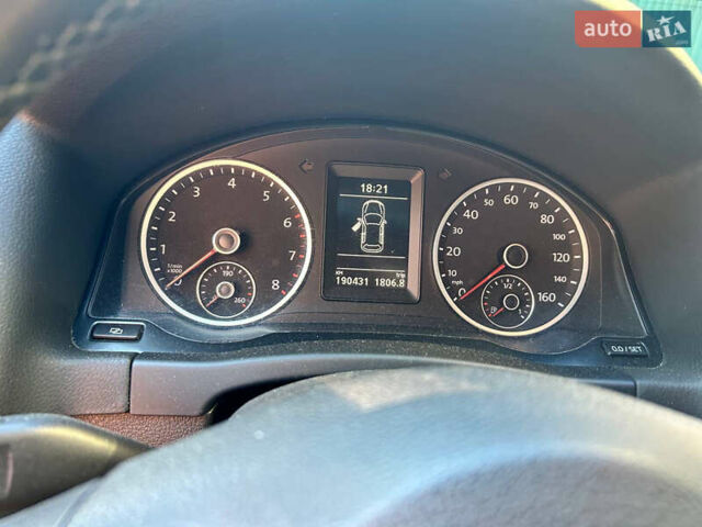 Серый Фольксваген Тигуан, объемом двигателя 1.98 л и пробегом 199 тыс. км за 9400 $, фото 9 на Automoto.ua