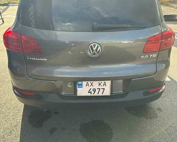Серый Фольксваген Тигуан, объемом двигателя 1.98 л и пробегом 235 тыс. км за 10500 $, фото 2 на Automoto.ua