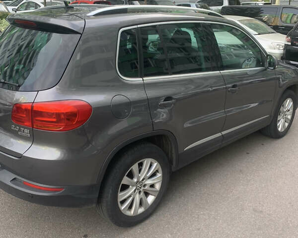 Серый Фольксваген Тигуан, объемом двигателя 1.98 л и пробегом 250 тыс. км за 11750 $, фото 10 на Automoto.ua