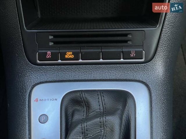 Серый Фольксваген Тигуан, объемом двигателя 2 л и пробегом 180 тыс. км за 11750 $, фото 31 на Automoto.ua