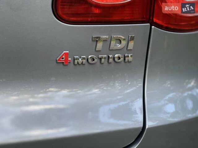 Серый Фольксваген Тигуан, объемом двигателя 2 л и пробегом 180 тыс. км за 11750 $, фото 9 на Automoto.ua