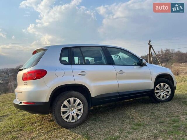 Сірий Фольксваген Тігуан, об'ємом двигуна 1.39 л та пробігом 177 тис. км за 9800 $, фото 4 на Automoto.ua