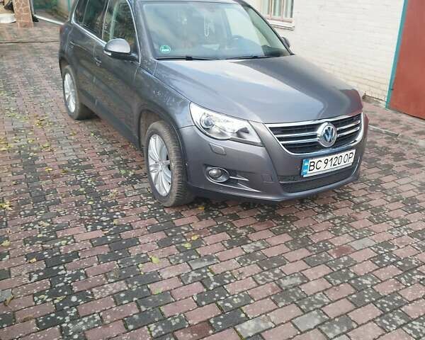 Серый Фольксваген Тигуан, объемом двигателя 1.39 л и пробегом 117 тыс. км за 22849 $, фото 3 на Automoto.ua