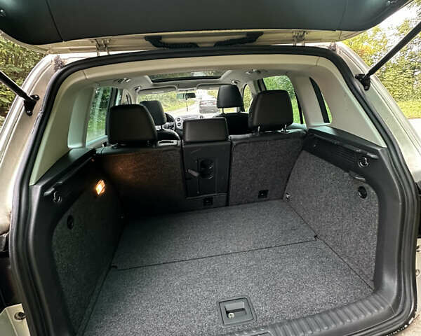 Сірий Фольксваген Тігуан, об'ємом двигуна 2 л та пробігом 272 тис. км за 9499 $, фото 18 на Automoto.ua