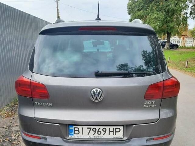 Серый Фольксваген Тигуан, объемом двигателя 1.98 л и пробегом 268 тыс. км за 10200 $, фото 2 на Automoto.ua