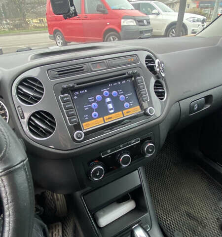 Серый Фольксваген Тигуан, объемом двигателя 1.98 л и пробегом 260 тыс. км за 11500 $, фото 23 на Automoto.ua