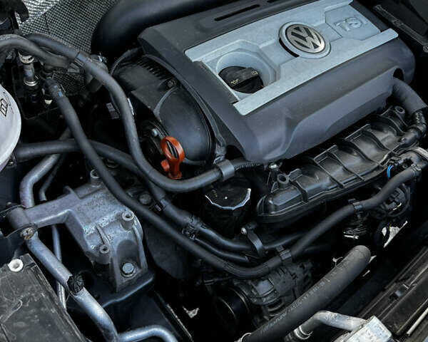 Сірий Фольксваген Тігуан, об'ємом двигуна 1.98 л та пробігом 268 тис. км за 10800 $, фото 35 на Automoto.ua