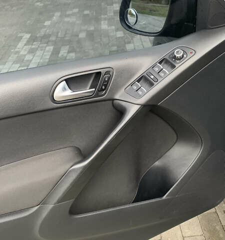 Серый Фольксваген Тигуан, объемом двигателя 1.98 л и пробегом 186 тыс. км за 11999 $, фото 24 на Automoto.ua