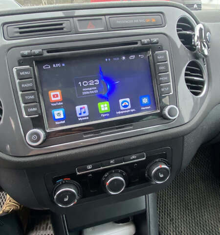 Серый Фольксваген Тигуан, объемом двигателя 1.98 л и пробегом 260 тыс. км за 11500 $, фото 24 на Automoto.ua