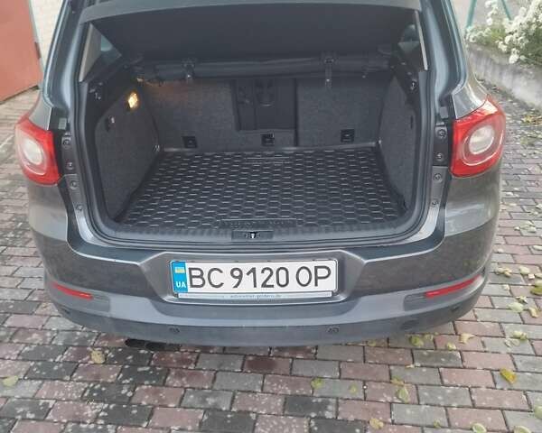 Серый Фольксваген Тигуан, объемом двигателя 1.39 л и пробегом 117 тыс. км за 22849 $, фото 24 на Automoto.ua