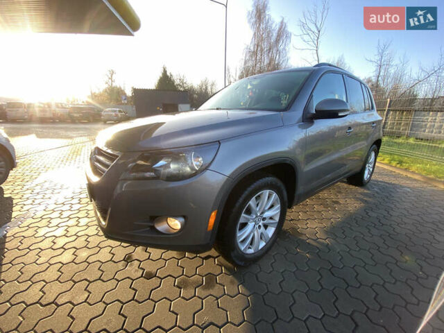 Серый Фольксваген Тигуан, объемом двигателя 2 л и пробегом 289 тыс. км за 10799 $, фото 18 на Automoto.ua