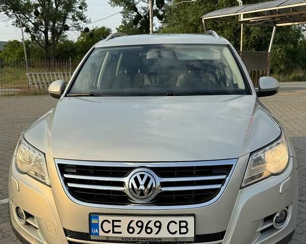 Серый Фольксваген Тигуан, объемом двигателя 1.98 л и пробегом 300 тыс. км за 10500 $, фото 6 на Automoto.ua