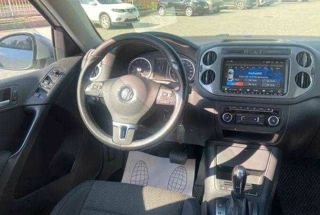 Серый Фольксваген Тигуан, объемом двигателя 0 л и пробегом 89 тыс. км за 9700 $, фото 5 на Automoto.ua