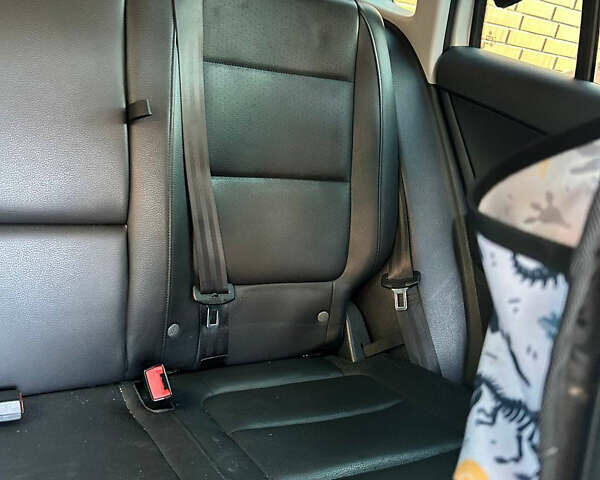 Серый Фольксваген Тигуан, объемом двигателя 1.98 л и пробегом 199 тыс. км за 9400 $, фото 14 на Automoto.ua