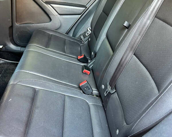 Серый Фольксваген Тигуан, объемом двигателя 1.98 л и пробегом 199 тыс. км за 9400 $, фото 3 на Automoto.ua