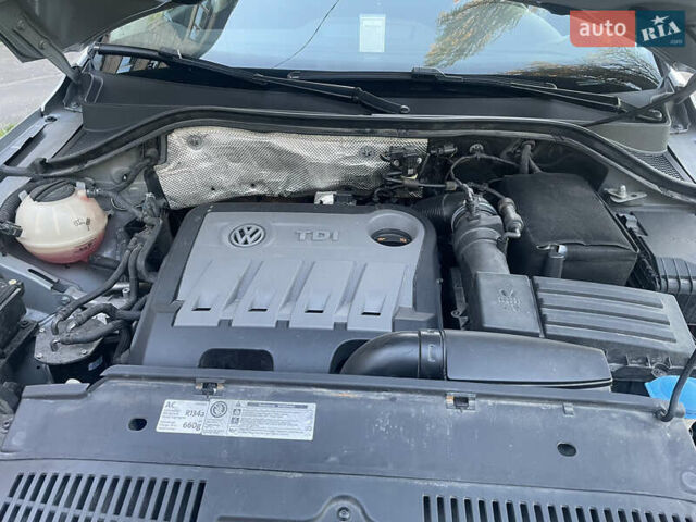 Серый Фольксваген Тигуан, объемом двигателя 2 л и пробегом 160 тыс. км за 17500 $, фото 9 на Automoto.ua