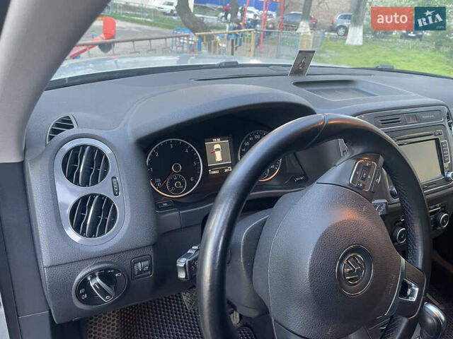 Серый Фольксваген Тигуан, объемом двигателя 2 л и пробегом 160 тыс. км за 17500 $, фото 5 на Automoto.ua