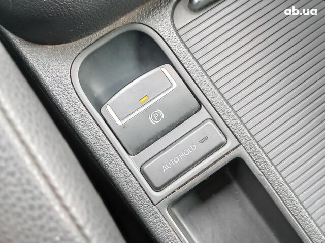 Сірий Фольксваген Тігуан, об'ємом двигуна 2 л та пробігом 189 тис. км за 10990 $, фото 20 на Automoto.ua