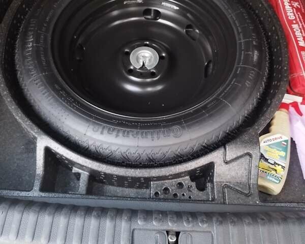 Серый Фольксваген Тигуан, объемом двигателя 1.39 л и пробегом 117 тыс. км за 22849 $, фото 25 на Automoto.ua