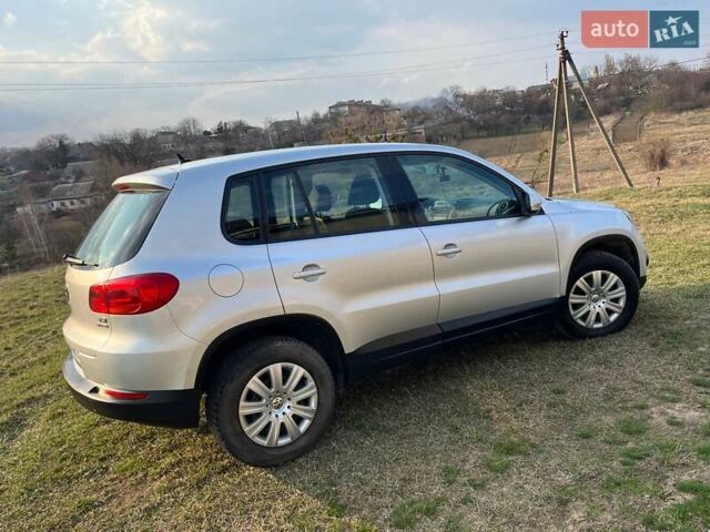 Сірий Фольксваген Тігуан, об'ємом двигуна 1.39 л та пробігом 177 тис. км за 9800 $, фото 5 на Automoto.ua