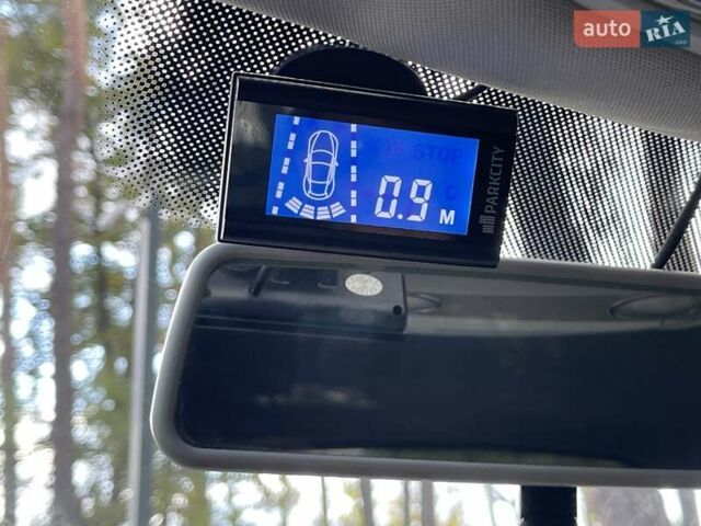 Серый Фольксваген Тигуан, объемом двигателя 2 л и пробегом 180 тыс. км за 11750 $, фото 48 на Automoto.ua