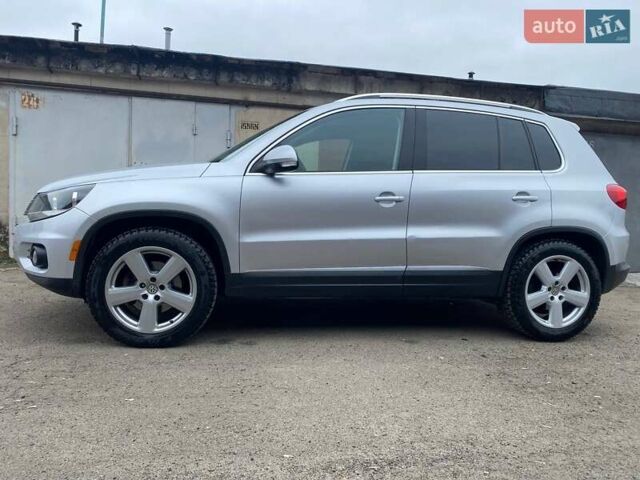 Серый Фольксваген Тигуан, объемом двигателя 1.98 л и пробегом 228 тыс. км за 9000 $, фото 5 на Automoto.ua