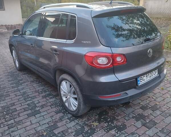 Серый Фольксваген Тигуан, объемом двигателя 1.39 л и пробегом 117 тыс. км за 22849 $, фото 5 на Automoto.ua