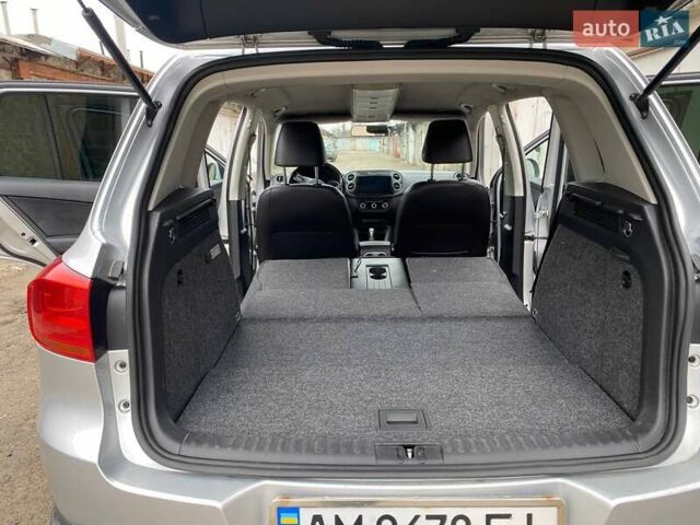 Серый Фольксваген Тигуан, объемом двигателя 1.98 л и пробегом 228 тыс. км за 9000 $, фото 29 на Automoto.ua