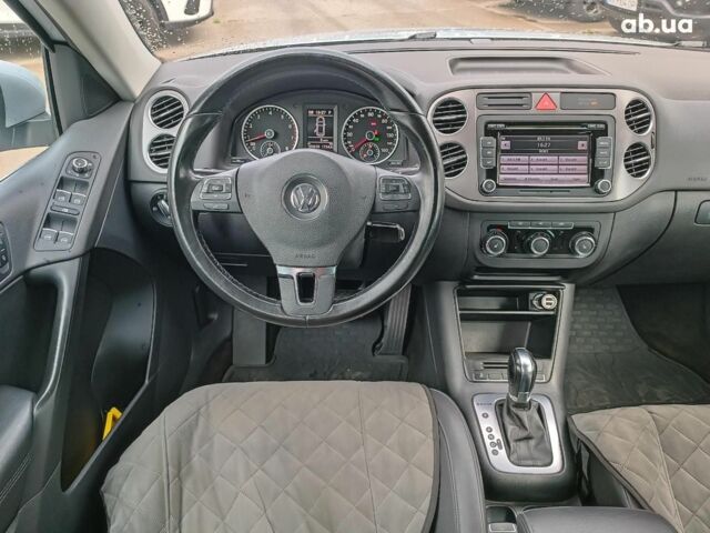Сірий Фольксваген Тігуан, об'ємом двигуна 2 л та пробігом 189 тис. км за 10990 $, фото 26 на Automoto.ua