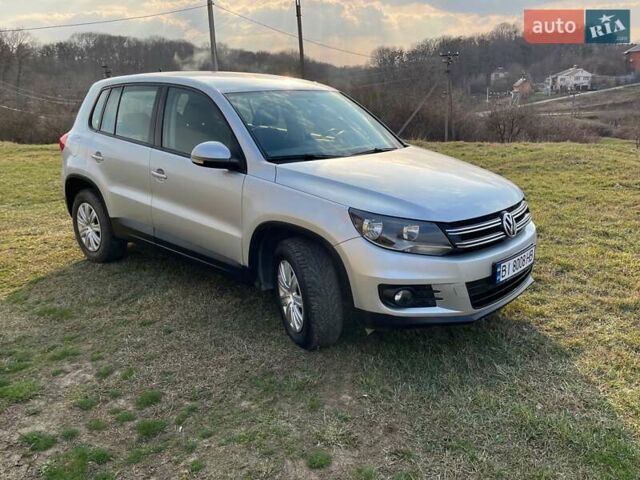 Сірий Фольксваген Тігуан, об'ємом двигуна 1.39 л та пробігом 177 тис. км за 9800 $, фото 3 на Automoto.ua