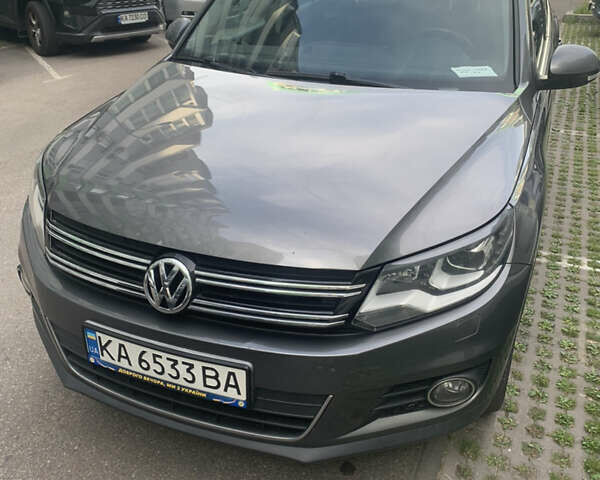 Серый Фольксваген Тигуан, объемом двигателя 1.98 л и пробегом 250 тыс. км за 11750 $, фото 5 на Automoto.ua