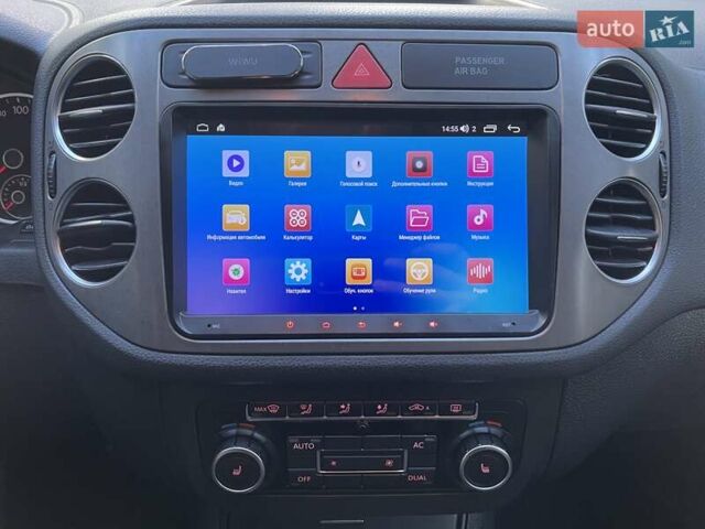 Серый Фольксваген Тигуан, объемом двигателя 2 л и пробегом 180 тыс. км за 11999 $, фото 41 на Automoto.ua