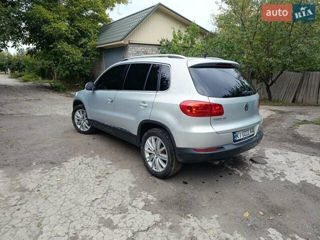 Серый Фольксваген Тигуан, объемом двигателя 1.98 л и пробегом 170 тыс. км за 10500 $, фото 5 на Automoto.ua