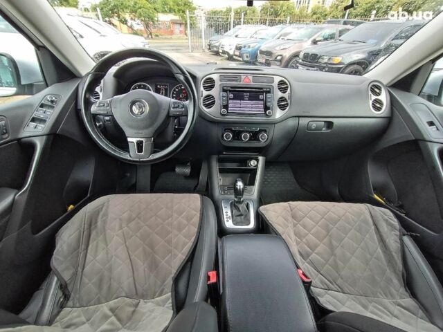 Сірий Фольксваген Тігуан, об'ємом двигуна 2 л та пробігом 189 тис. км за 10990 $, фото 25 на Automoto.ua