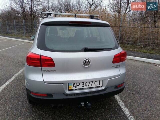 Серый Фольксваген Тигуан, объемом двигателя 1.98 л и пробегом 132 тыс. км за 12500 $, фото 3 на Automoto.ua