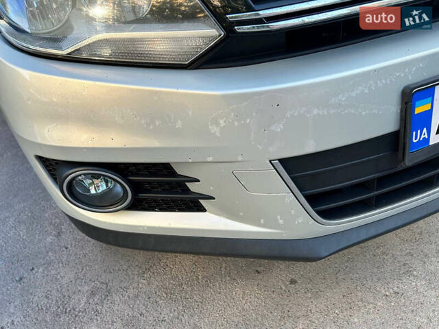 Серый Фольксваген Тигуан, объемом двигателя 1.98 л и пробегом 199 тыс. км за 9400 $, фото 5 на Automoto.ua