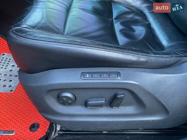 Серый Фольксваген Тигуан, объемом двигателя 1.98 л и пробегом 265 тыс. км за 11900 $, фото 12 на Automoto.ua