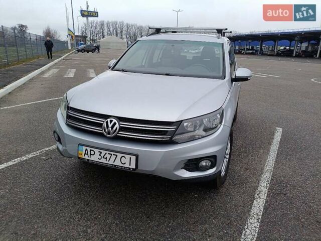 Серый Фольксваген Тигуан, объемом двигателя 1.98 л и пробегом 132 тыс. км за 12500 $, фото 5 на Automoto.ua
